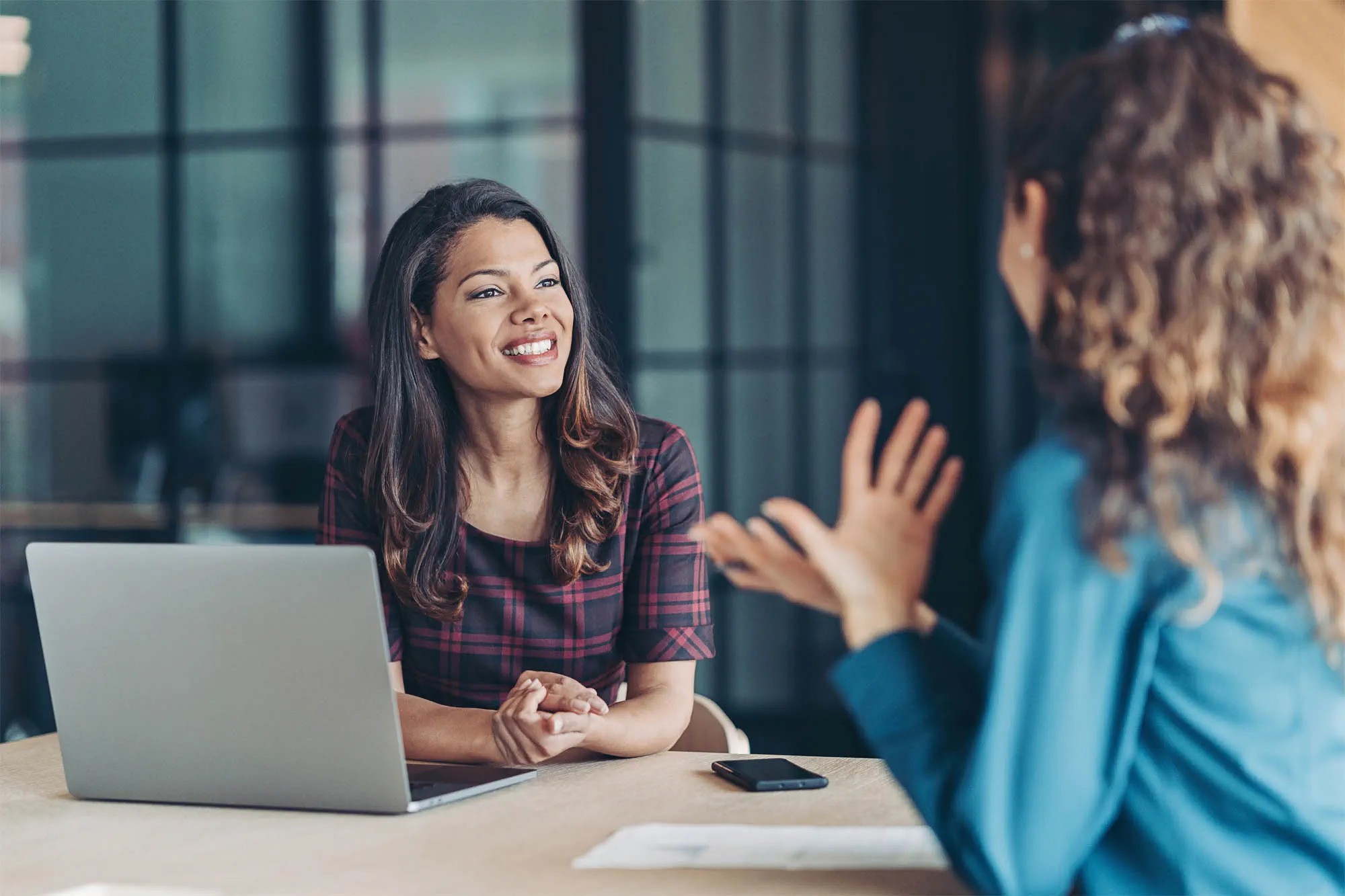 Interview conversation grounded in a clear decision standard