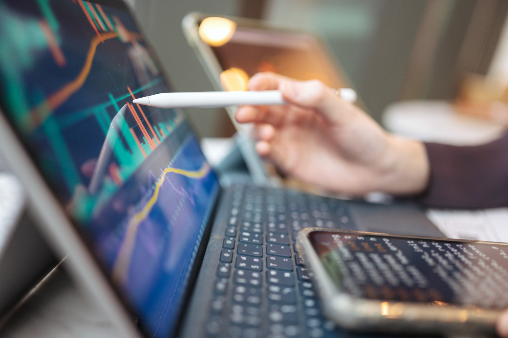 Investment analytics digital devices